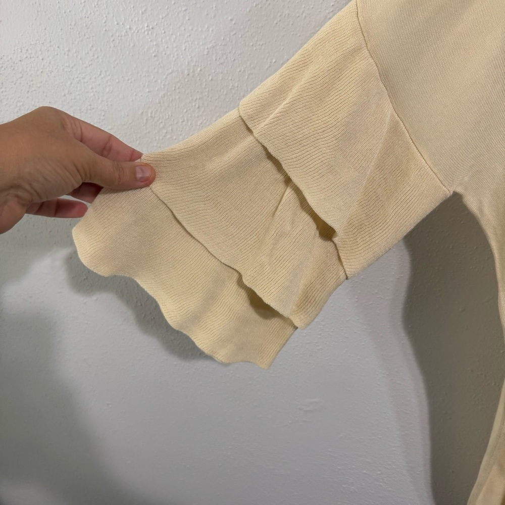 Chic Cream Ruffle Sleeve Tunic - Picture 2 of 8